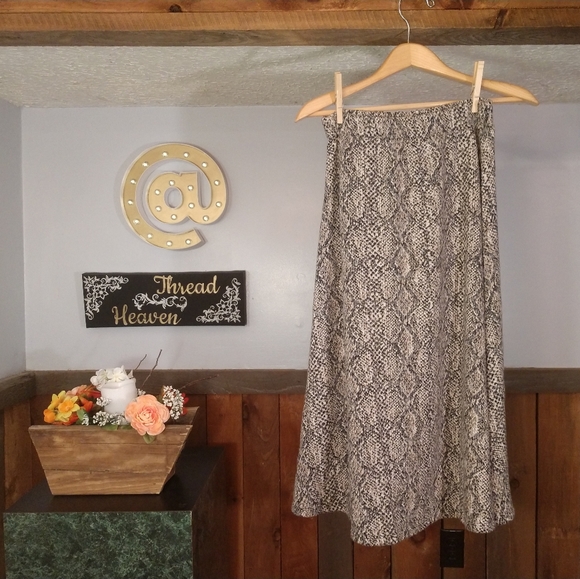 Zara Snakeskin Midi Skirt - Picture 2 of 5